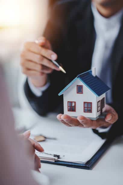 why invest in real estate